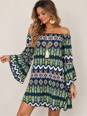 ✨ Astoria Born Dress – Size Small – Great Condition ✨